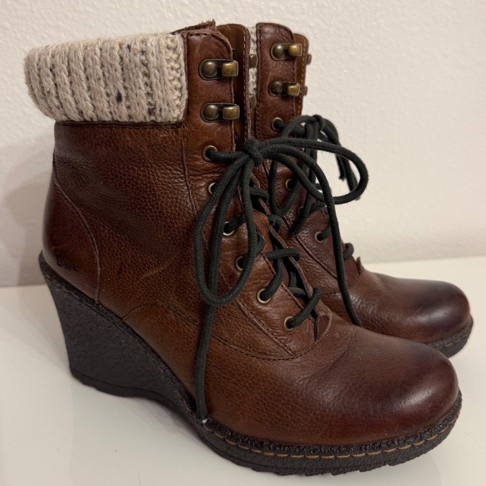b.o.c. Born Concept Brown Leather Knit Cuff Wedge Ankle Boots C09023 Size 6.5